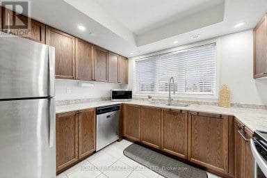 2725 DEPUTY MINISTER PATH Oshawa (Windfields) Ontario photo 11
