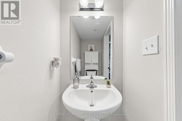 2725 DEPUTY MINISTER PATH, Oshawa (Windfields), Ontario, L1L0M7
