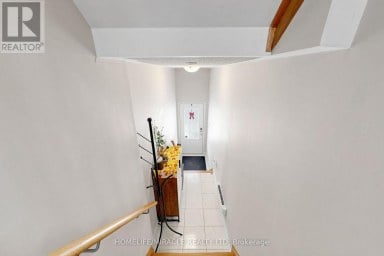 2725 DEPUTY MINISTER PATH Oshawa (Windfields) Ontario photo 18
