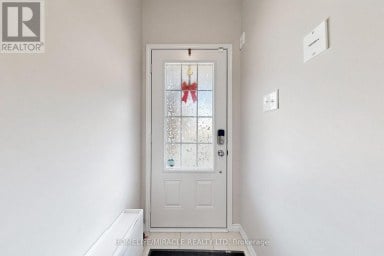 2725 DEPUTY MINISTER PATH Oshawa (Windfields) Ontario photo 19