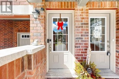 2725 DEPUTY MINISTER PATH Oshawa (Windfields) Ontario photo 3