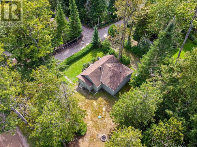 10 PILON ROAD, Tiny, Ontario, L0L2J0