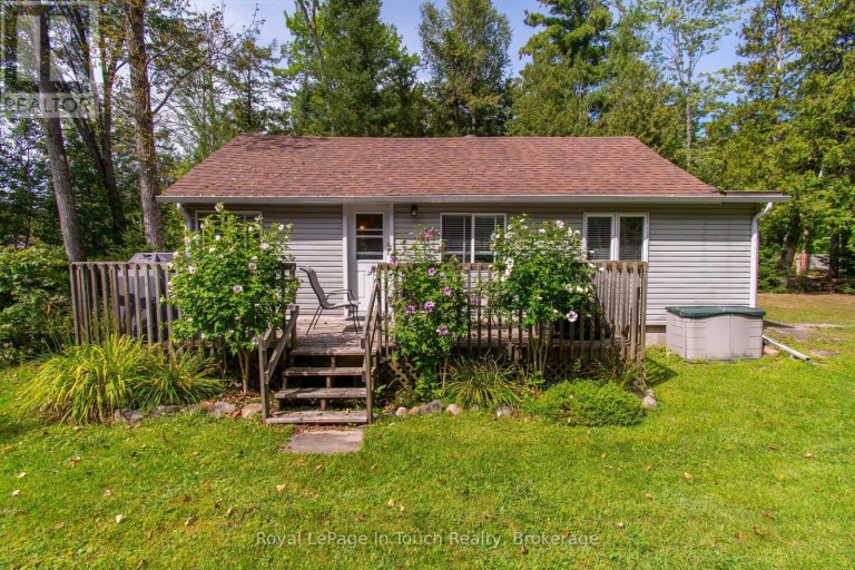 10 PILON ROAD, Tiny, Ontario, L0L2J0