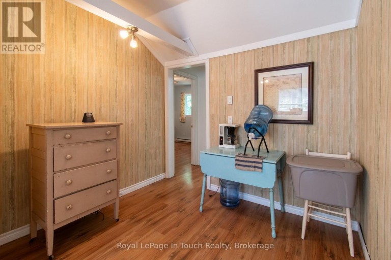 10 PILON ROAD, Tiny, Ontario, L0L2J0