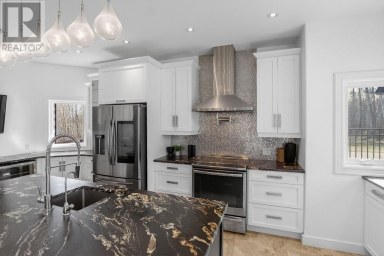 15 Driftwood Avenue Skead Ontario photo 4