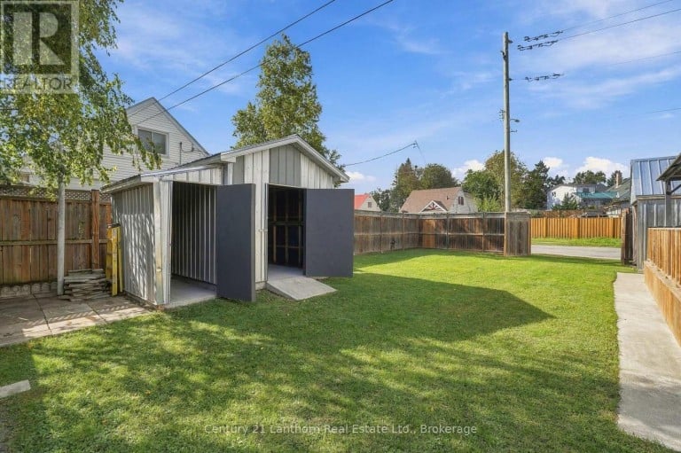 106 HUMEWOOD DRIVE, Belleville (Belleville Ward), Ontario, K8N4E6