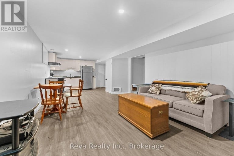 7 FOREST HILL ROAD, Bancroft (Bancroft Ward), Ontario, K0L1C0