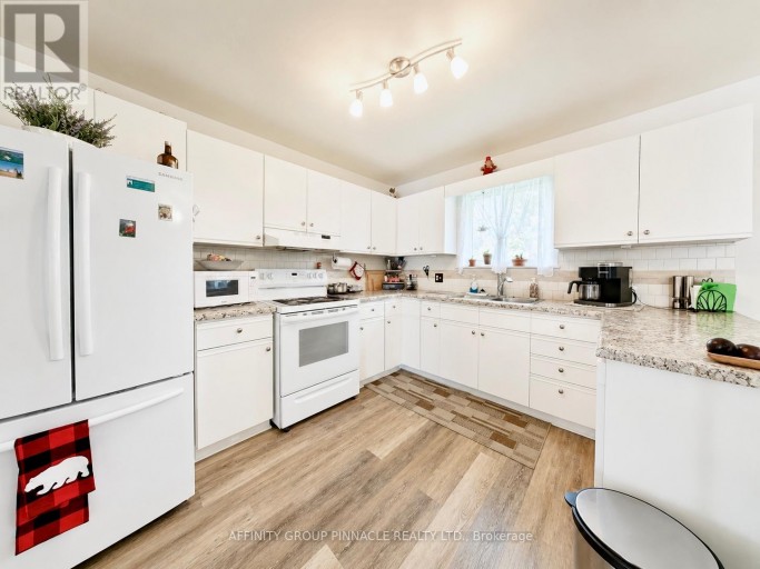 24 - 115 MARY STREET W, Kawartha Lakes (Lindsay), Ontario, K9V2N7