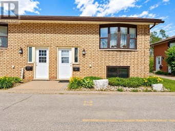 24 - 115 MARY STREET W Kawartha Lakes (Lindsay) Ontario photo 2