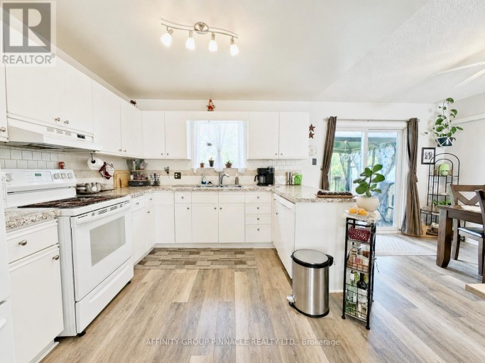 24 - 115 MARY STREET W, Kawartha Lakes (Lindsay), Ontario, K9V2N7