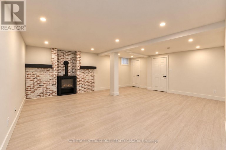 23 HILL FARM ROAD, King (Nobleton), Ontario, L0G1N0