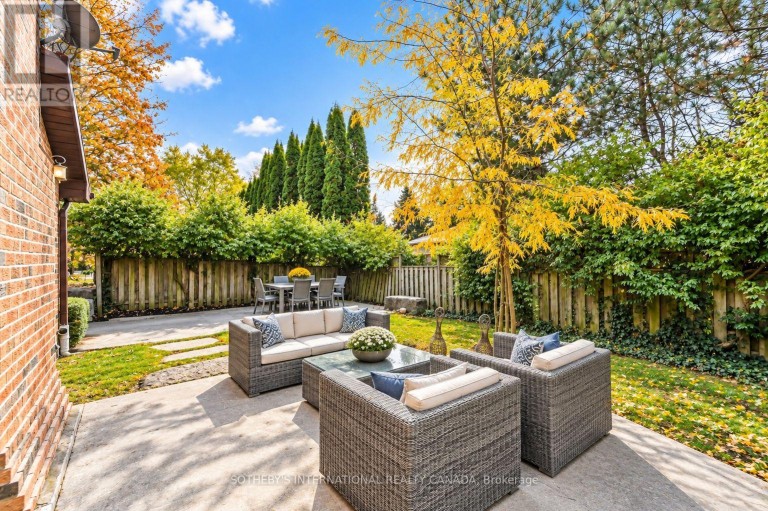 23 HILL FARM ROAD, King (Nobleton), Ontario, L0G1N0