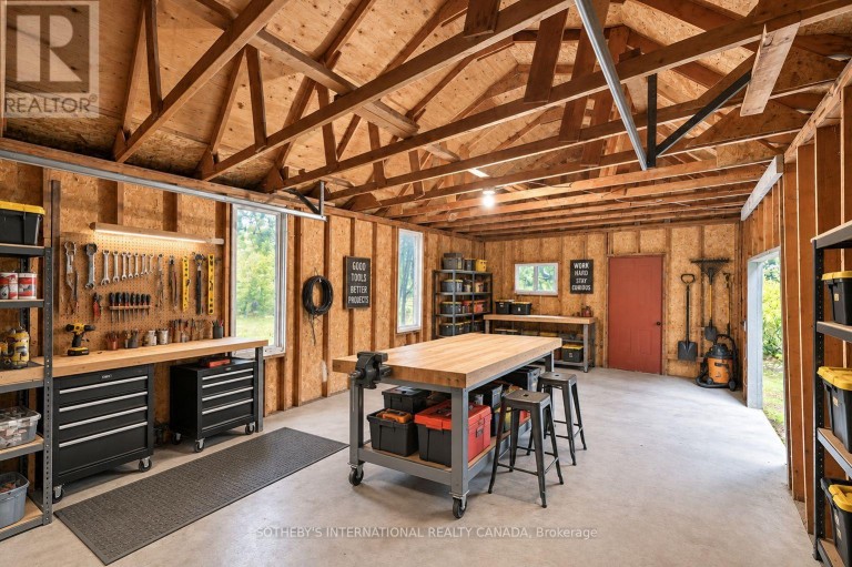23 HILL FARM ROAD, King (Nobleton), Ontario, L0G1N0