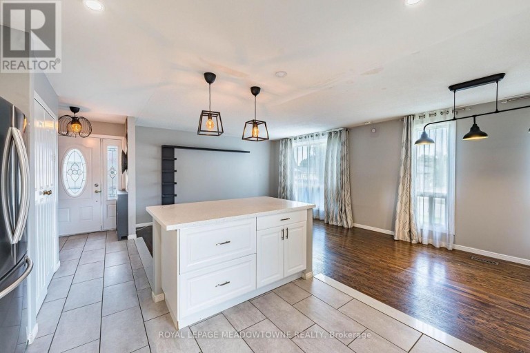 46 REIGATE AVENUE, Brampton (Madoc), Ontario, L6V2E3