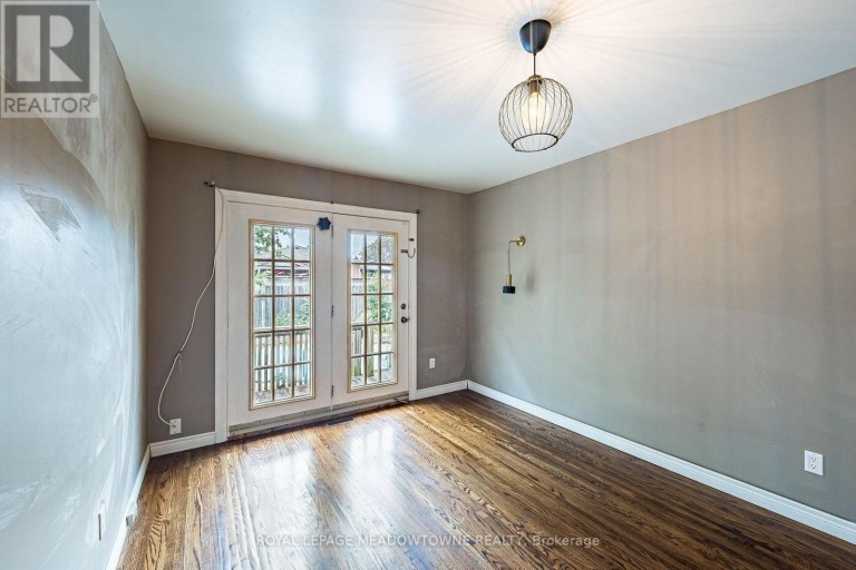 46 REIGATE AVENUE, Brampton (Madoc), Ontario, L6V2E3
