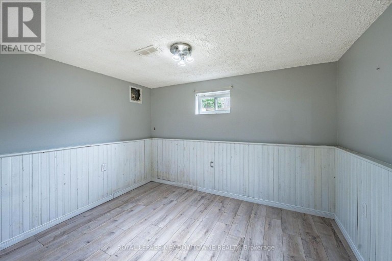 46 REIGATE AVENUE, Brampton (Madoc), Ontario, L6V2E3