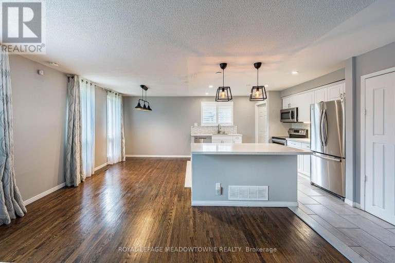 46 REIGATE AVENUE, Brampton (Madoc), Ontario, L6V2E3