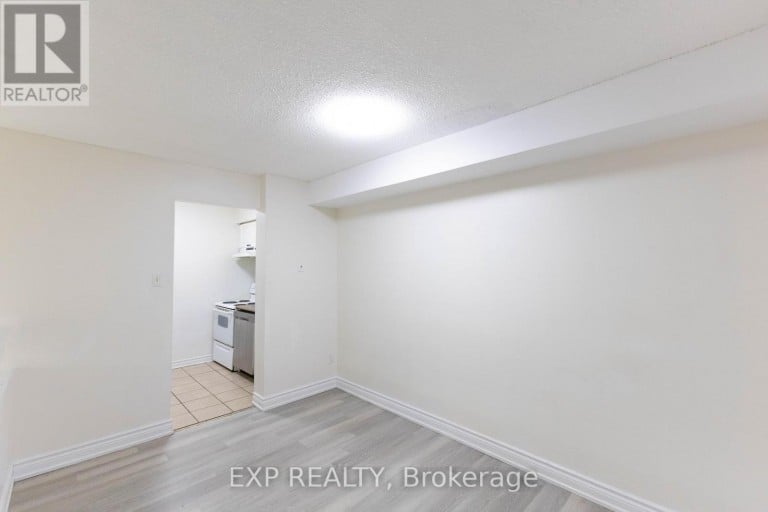 120 - 248 MILESTONE CRESCENT, Aurora (Aurora Village), Ontario, L4G3M2