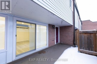 120 - 248 MILESTONE CRESCENT Aurora (Aurora Village) Ontario photo 16