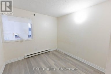 120 - 248 MILESTONE CRESCENT Aurora (Aurora Village) Ontario photo 4