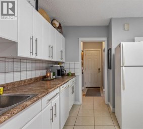 1826 34 Avenue SW Calgary Alberta photo 15