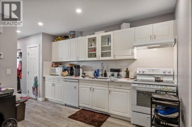 1826 34 Avenue SW Calgary Alberta photo 23