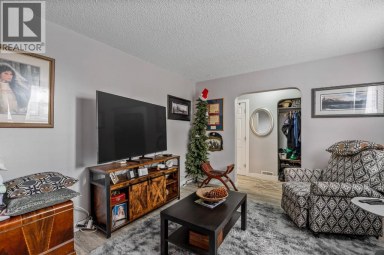 1826 34 Avenue SW Calgary Alberta photo 32