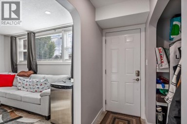 1826 34 Avenue SW Calgary Alberta photo 43