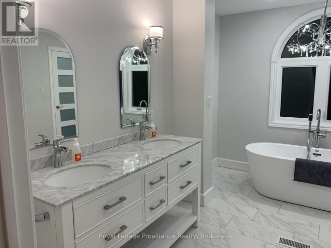 89 KING STREET E, Cramahe (Colborne), Ontario, K0K1S0