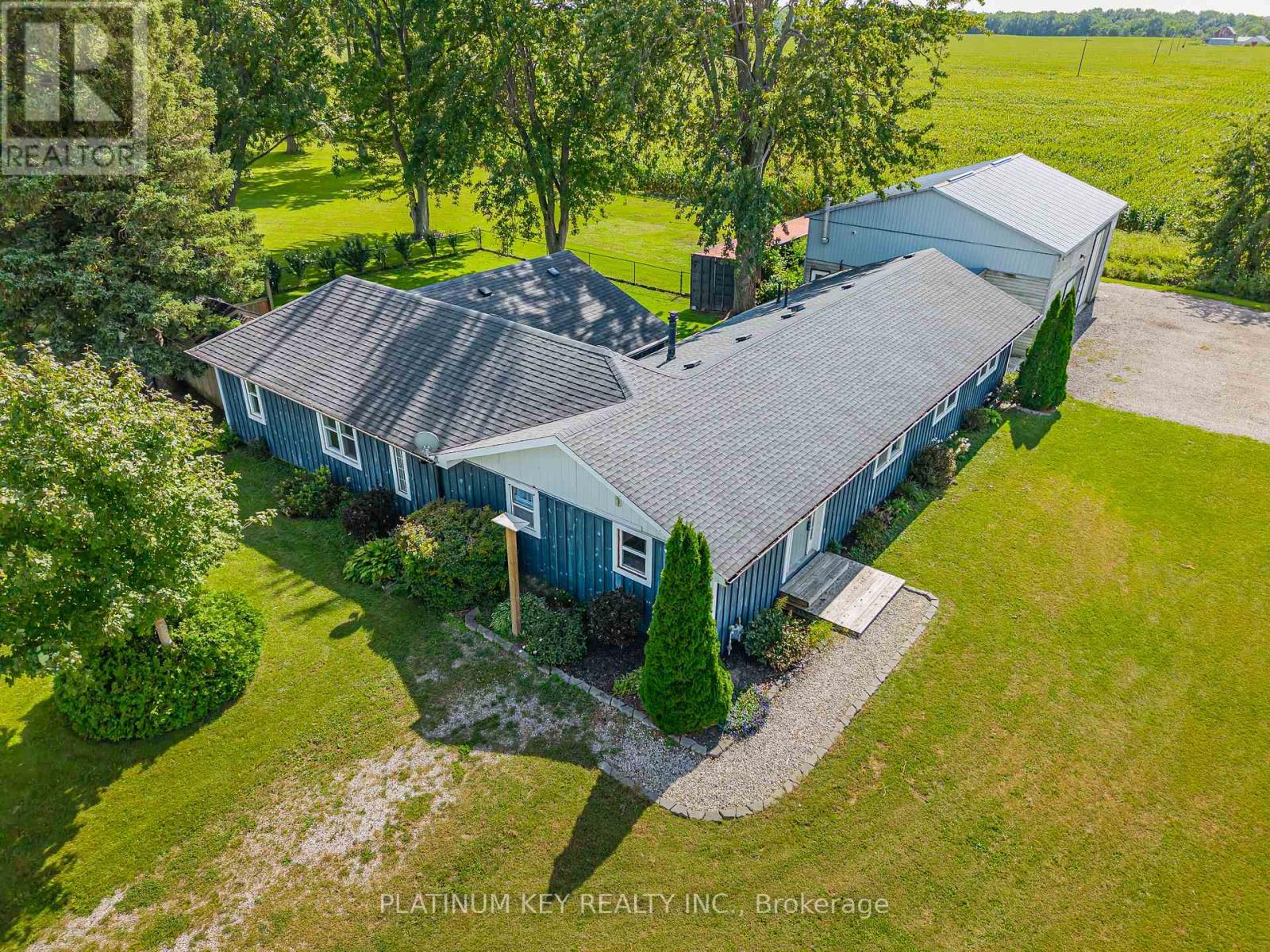 2731 LONGWOODS ROAD Southwest Middlesex Ontario