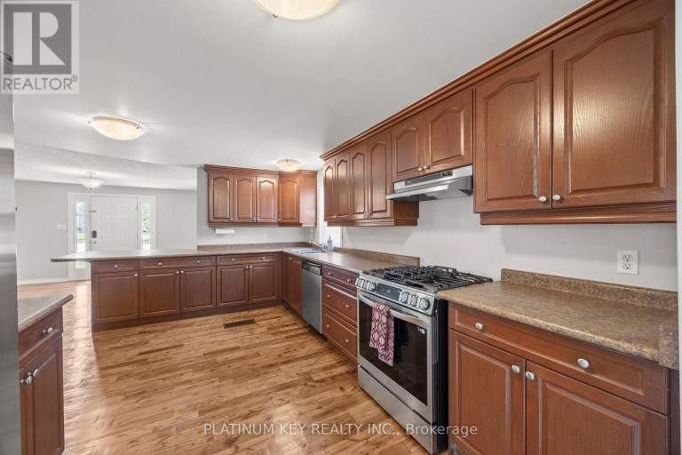 2731 LONGWOODS ROAD, Southwest Middlesex, Ontario, N0L2N0