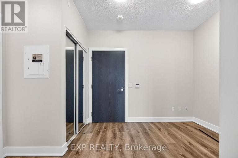 3807 - 7 MABELLE AVENUE, Toronto (Islington-City Centre West), Ontario, M9A4X7