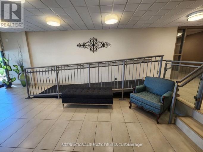 1102 - 215 GLENRIDGE AVENUE, St. Catharines (Glendale/Glenridge), Ontario, L2T3J7