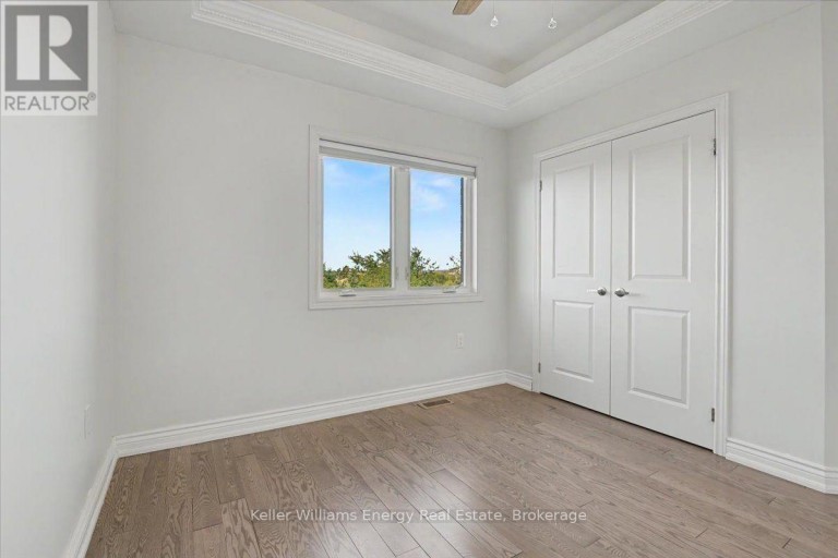 1964 DON WHITE COURT, Oshawa (Taunton), Ontario, L1K1A1