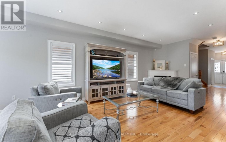 201 VELLORE PARK AVENUE, Vaughan (Vellore Village), Ontario, L4H0C3