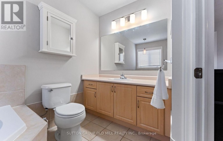 201 VELLORE PARK AVENUE, Vaughan (Vellore Village), Ontario, L4H0C3