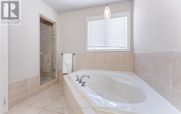 201 VELLORE PARK AVENUE, Vaughan (Vellore Village), Ontario, L4H0C3
