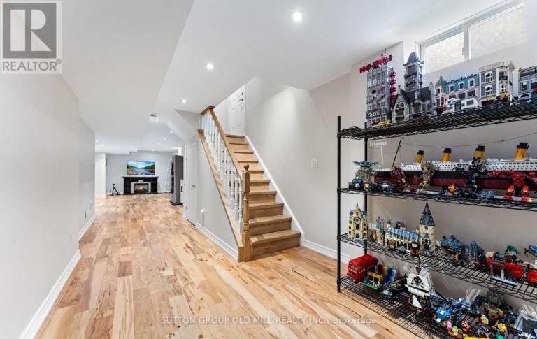 201 VELLORE PARK AVENUE, Vaughan (Vellore Village), Ontario, L4H0C3