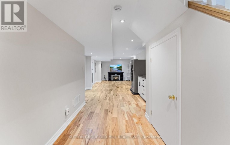 201 VELLORE PARK AVENUE, Vaughan (Vellore Village), Ontario, L4H0C3