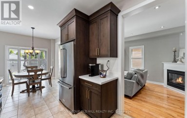 201 VELLORE PARK AVENUE Vaughan (Vellore Village) Ontario photo 4