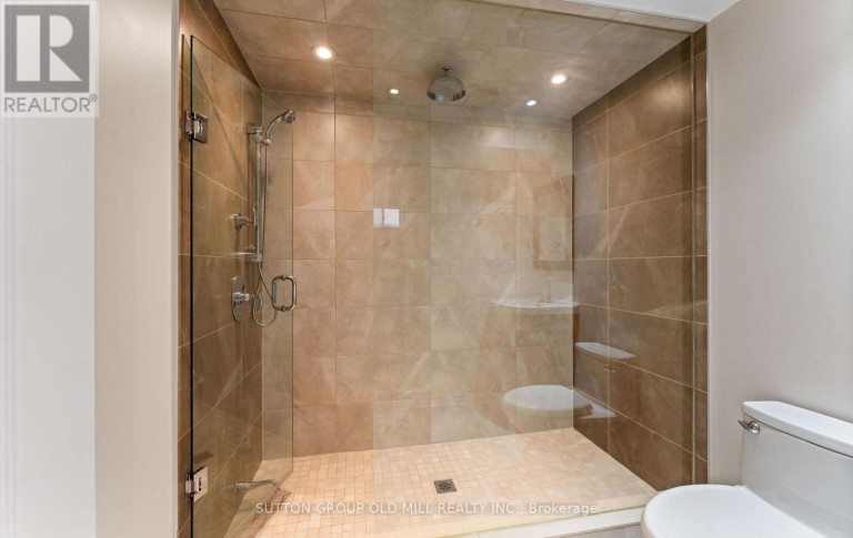 201 VELLORE PARK AVENUE, Vaughan (Vellore Village), Ontario, L4H0C3