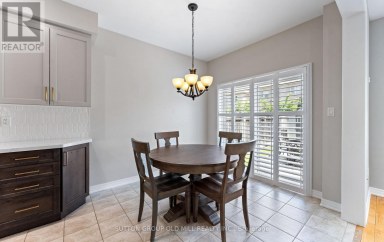 201 VELLORE PARK AVENUE Vaughan (Vellore Village) Ontario photo 7