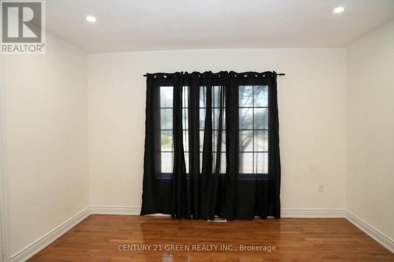 6038 SILKEN LAUMANN WAY, Mississauga (East Credit), Ontario, L5V3A3