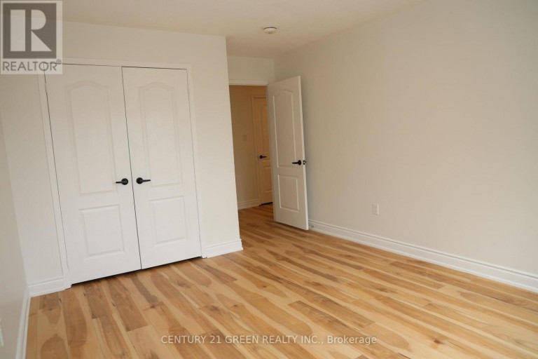 6038 SILKEN LAUMANN WAY, Mississauga (East Credit), Ontario, L5V3A3