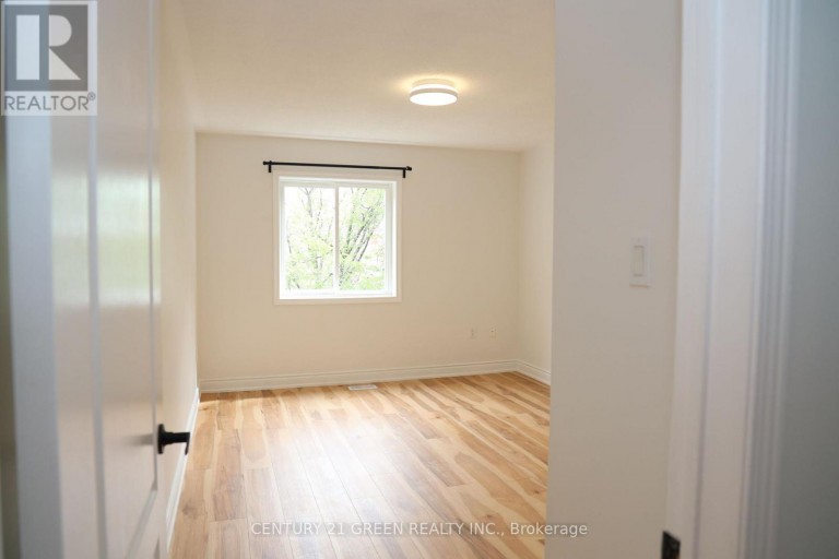 6038 SILKEN LAUMANN WAY, Mississauga (East Credit), Ontario, L5V3A3