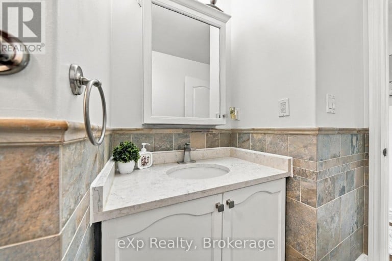 10 CHRISTOPHER COURT, Belleville (Belleville Ward), Ontario, K8N5Z3