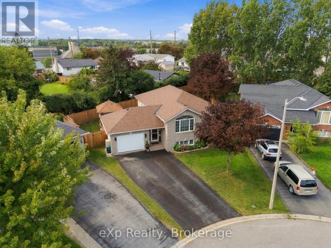 10 CHRISTOPHER COURT, Belleville (Belleville Ward), Ontario, K8N5Z3