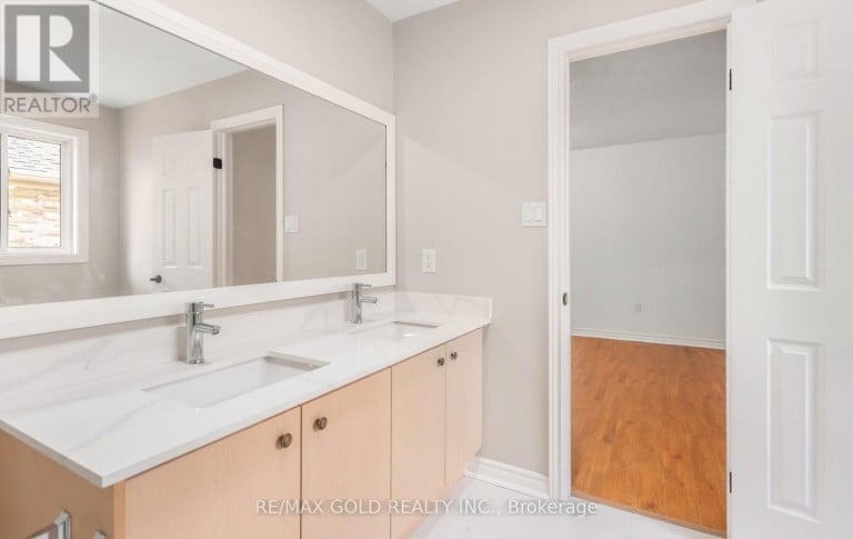 123 RUFFET DRIVE, Barrie (Edgehill Drive), Ontario, L4N0P2
