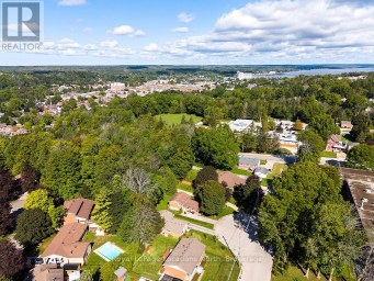 540 6TH AVENUE E Owen Sound Ontario photo 34