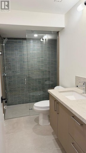 #3 - 43 ELMWOOD AVENUE N, Mississauga (Port Credit), Ontario, L5G3K1